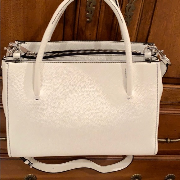 Marc Jacobs Bags New Marc Jacobs White Leather Handbag Orig 55